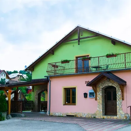 Guest house A Pizzeria U Sujana *