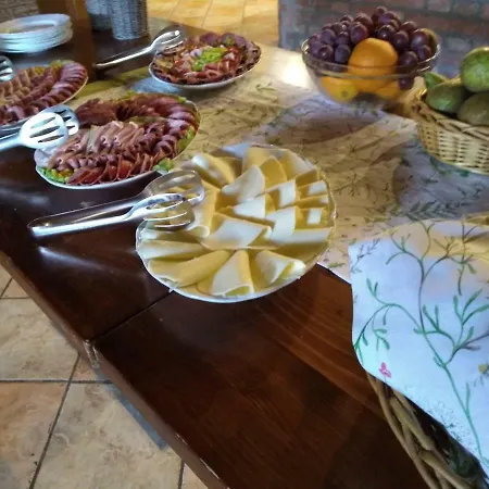 A Pizzeria U Sujana Гостевой дом Lysica